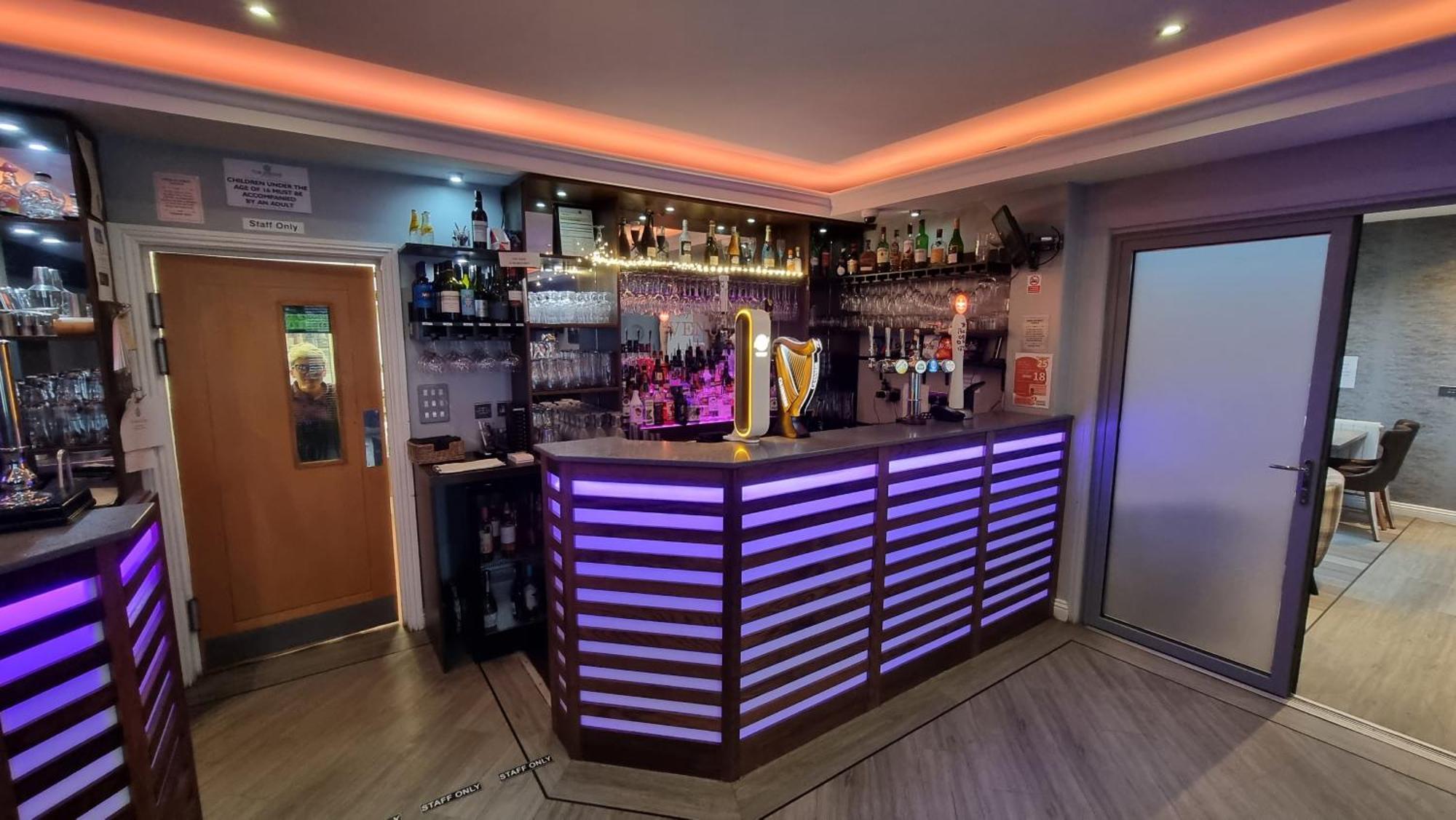 The Avenue Hotel Ltd Клітеро Екстер'єр фото